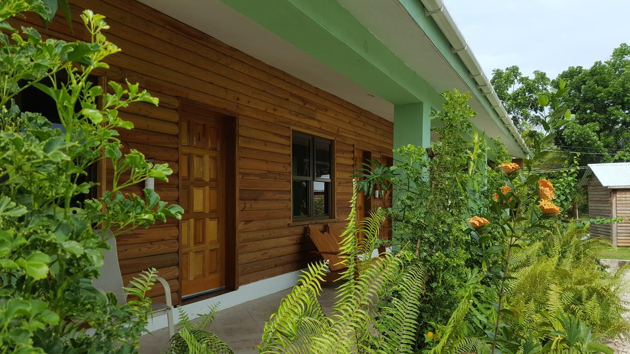 Mahogany Villas Punta Gorda Exterior photo
